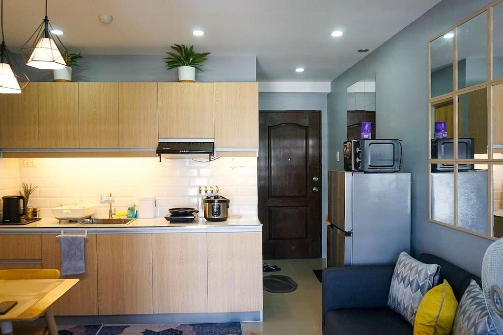 The Fika Room Near Mnl Airport - Scandi Studio Unit With Fast Wi-Fi & Netflix - Read Full Property Desc Before Booking Manila Luaran gambar
