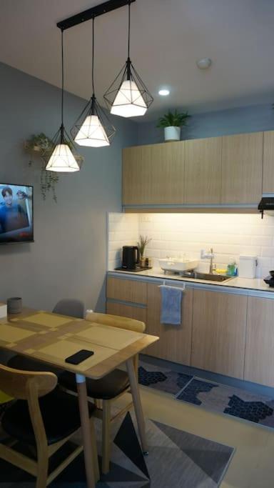 The Fika Room Near Mnl Airport - Scandi Studio Unit With Fast Wi-Fi & Netflix - Read Full Property Desc Before Booking Manila Luaran gambar